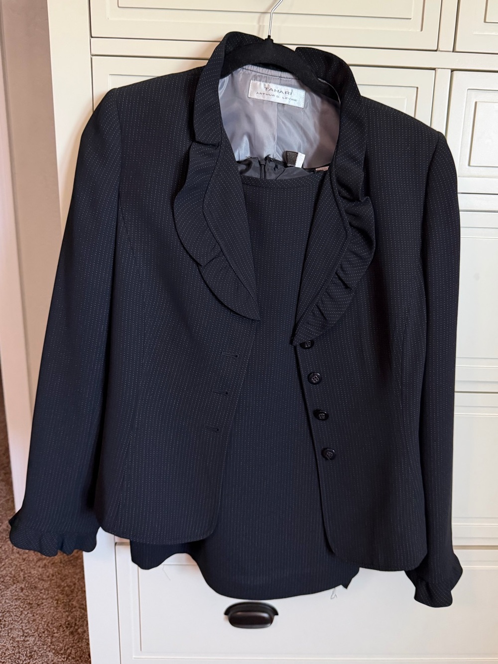 Tahari ASL Black Ruffle-Trim Skirt Suit Size 8